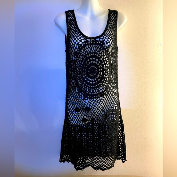 BCBG Maxazria Crochet/Knit dress - Picture 1 of 3